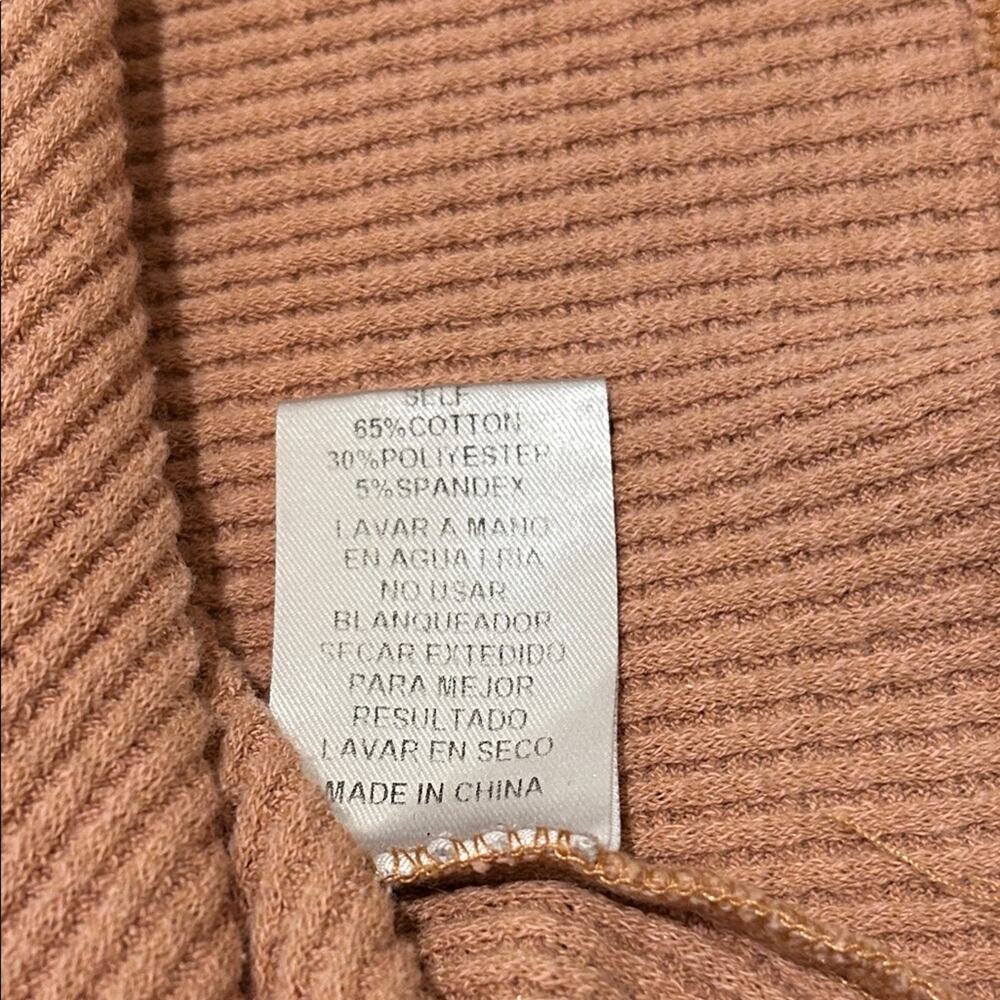 Storia Ribbed Long Sleeve Top in Peach M - Picture 4 of 7
